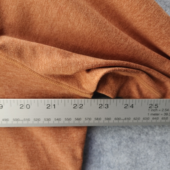 Vuori Long-Sleeve Halo Dreamknit Crew Sweatshirt In Palo Santo Heather - Picture 8 of 8